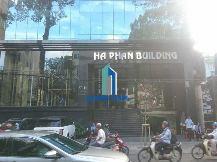 Mặt tiền phía trước tòa nhà Hà Phan Building